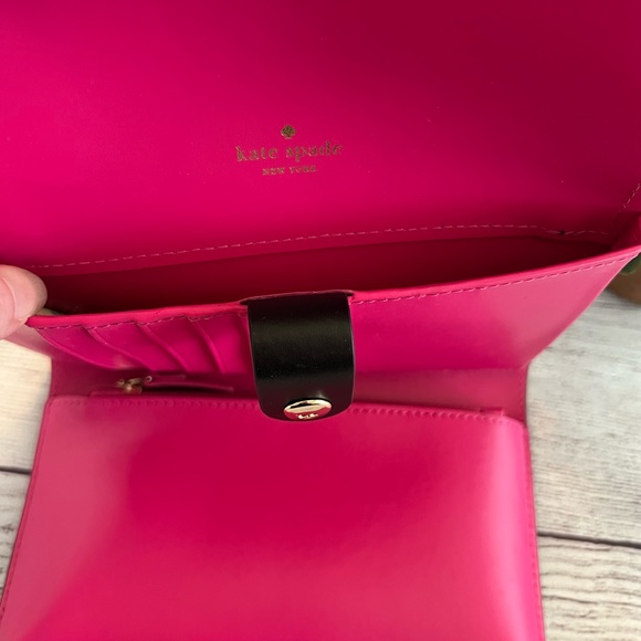 Kate Spade Crossbody Phone Purse - Picture 4 of 8